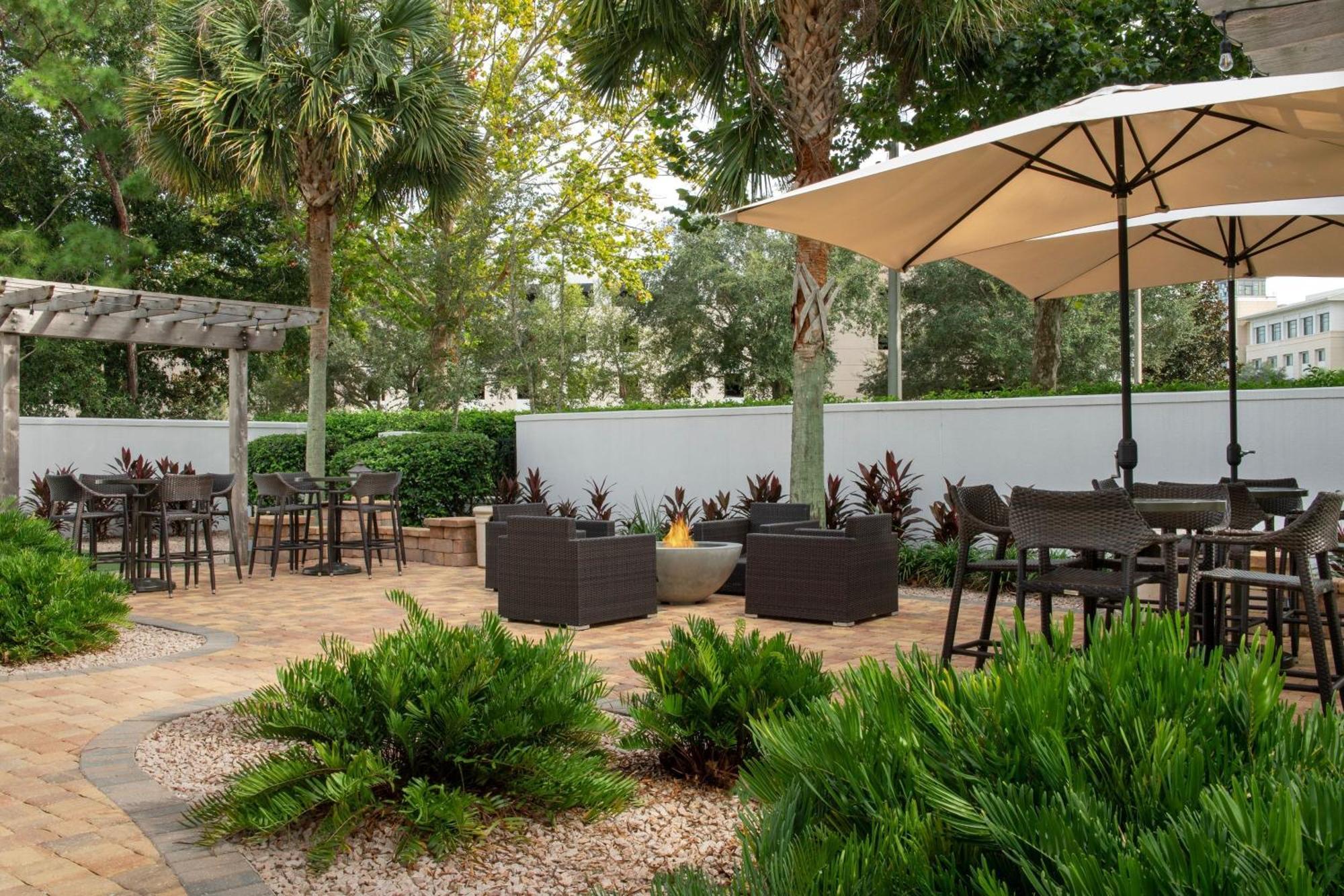 Courtyard Jacksonville Flagler Center Экстерьер фото